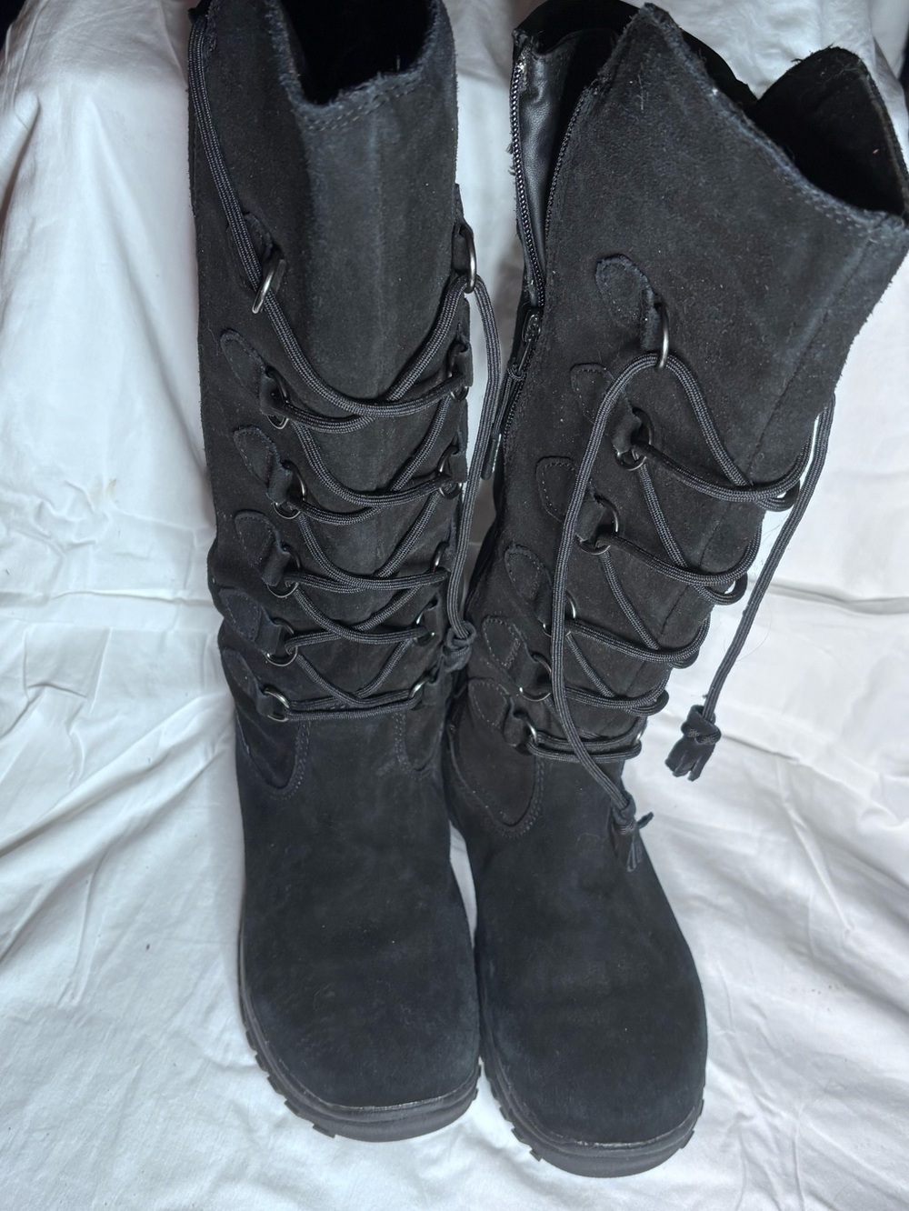 Baffin Women's Black Lace-Up Suede Knee-High Boots
